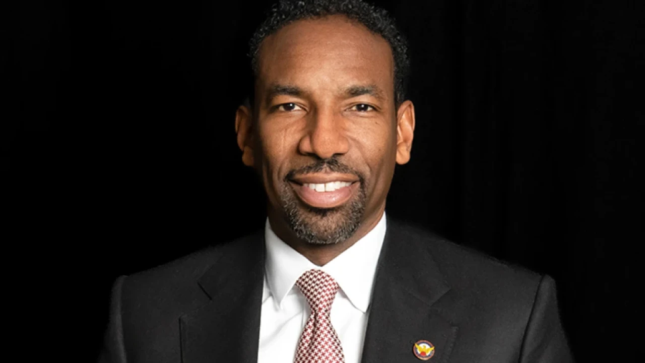 Atlanta Mayor Andre Dickens heads up the U.S. Conference of Mayors' new public-private partnership task force.