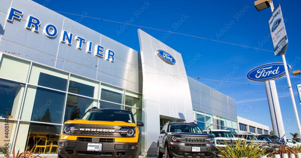 Forward Auto Ford Credit Auto Owner Trust returns to raise $828.2 million in auto ...