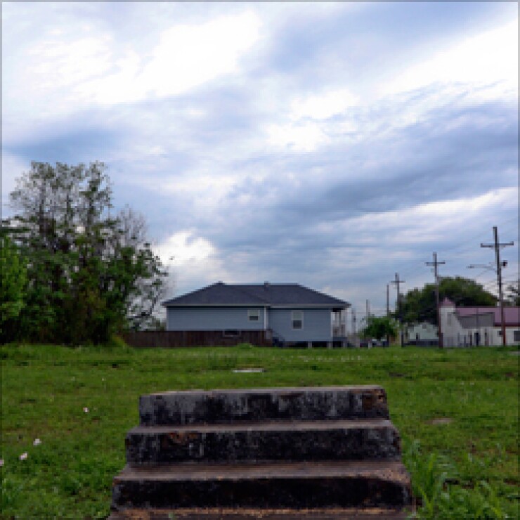 lower-ninth-ward-nola-bl032615-250.jpg