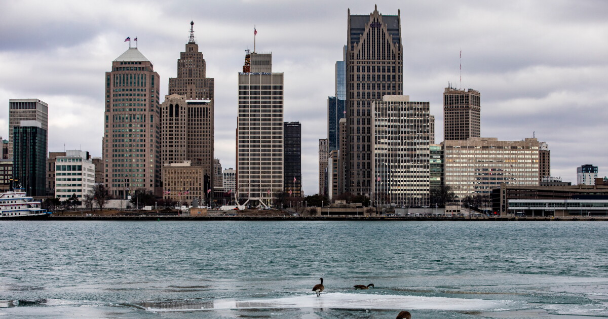 Moody's, S&P upgrade Detroit after court ends oversight