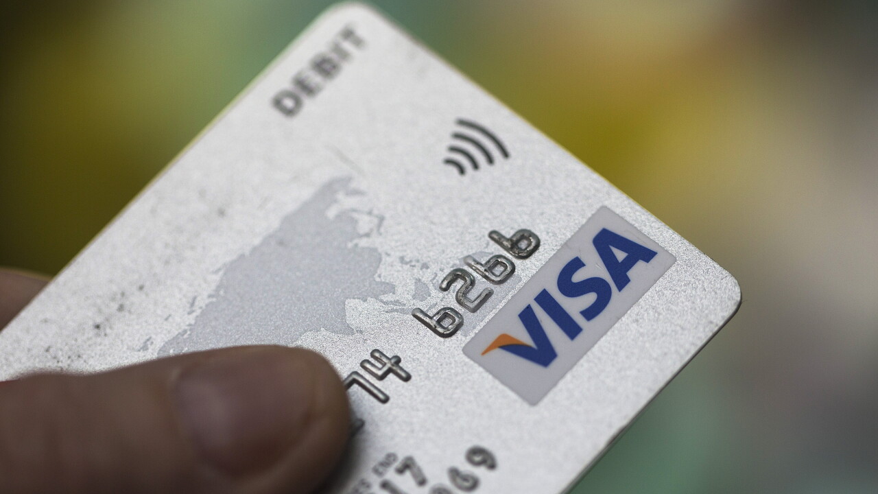 Credit card.bloomberg.jpg