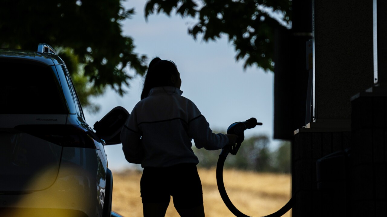 Treasury bond prices impacted by US arrest of Venezuela’s President Nicolas Maduro also faltered as oil prices rebounded from their initial declines.