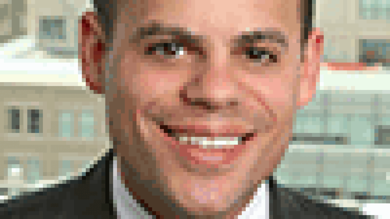 jonathan-pompan-100.gif