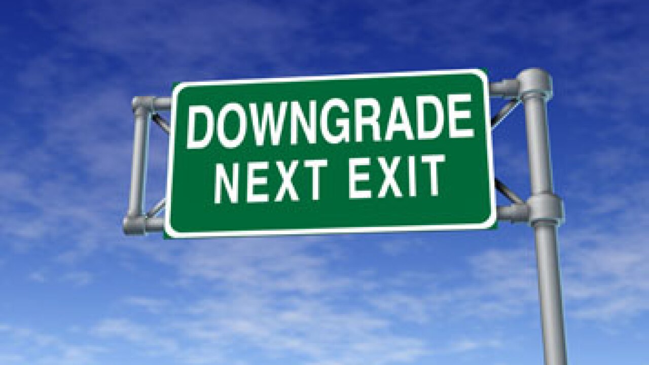 downgrade-fotolia.jpg