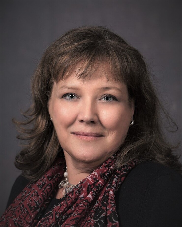 MacLennan-Sandy-Squire