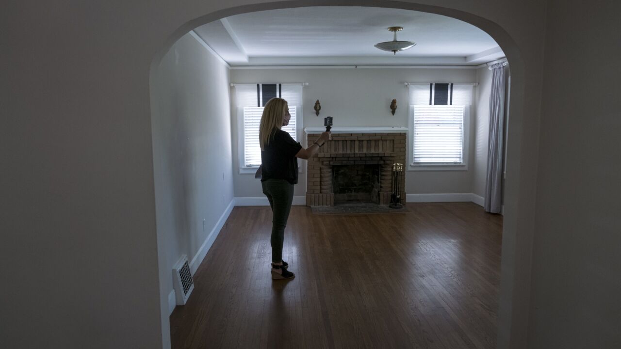 Virtual Home Tours As U.S. Pending Home Sales Post Record Gain
