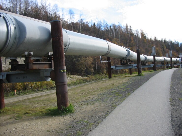 alaska-pipeline-credit-rich-saskal.jpg