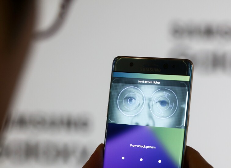 samsung galaxy note 7 iris scanner