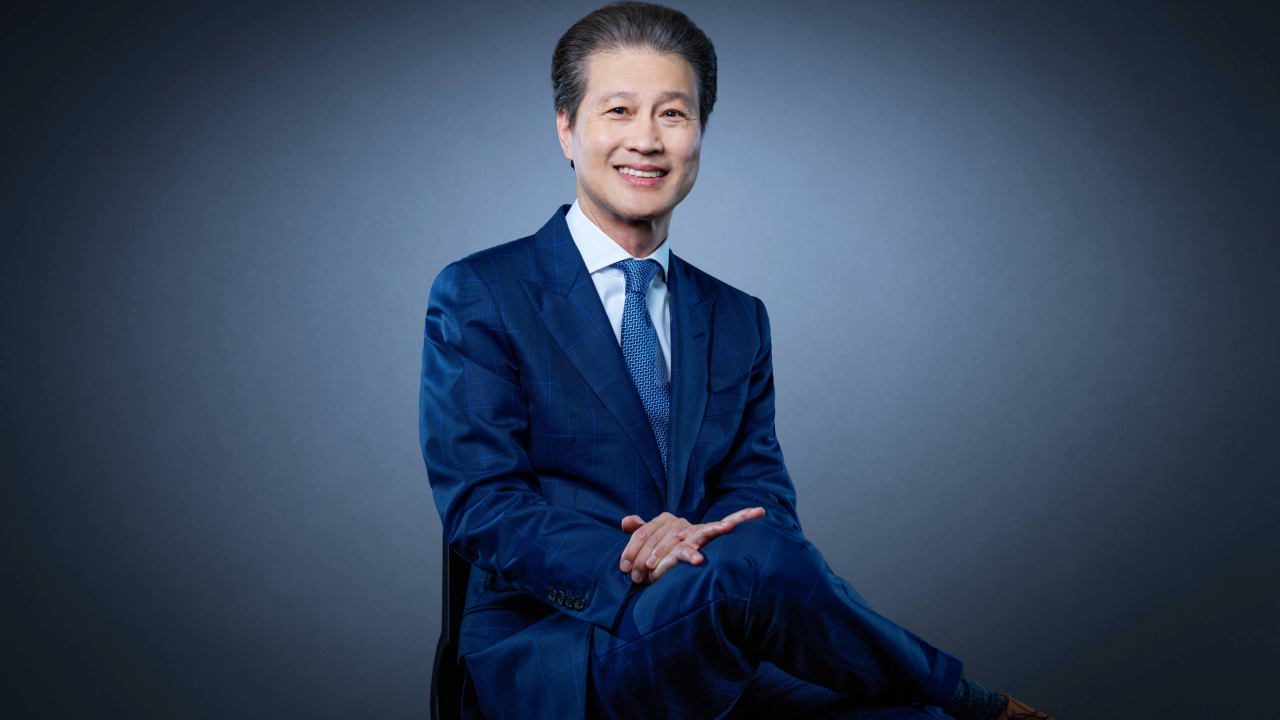 Dominic Ng, CEO of East West Bank