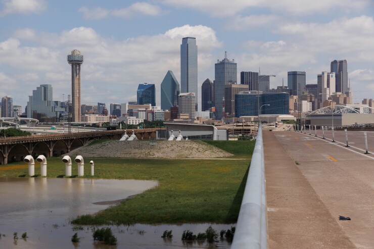 Dallas skyline