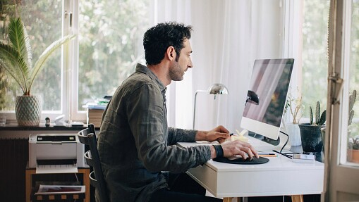 Maintaining a team feeling while working remotely blog image