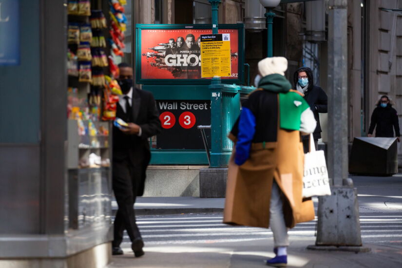 di-subway-stock-pedestrians-masks-033021