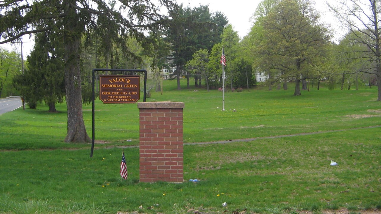 Valour Memorial Green, part of Cromwell, Conn.'s Main Street Historic District.
