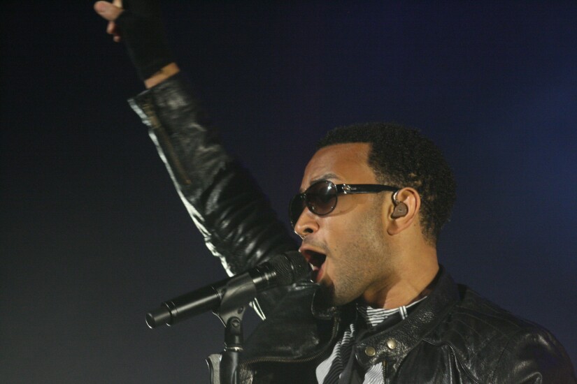 NMN101717-08-mbaannual17-john-legend.jpg
