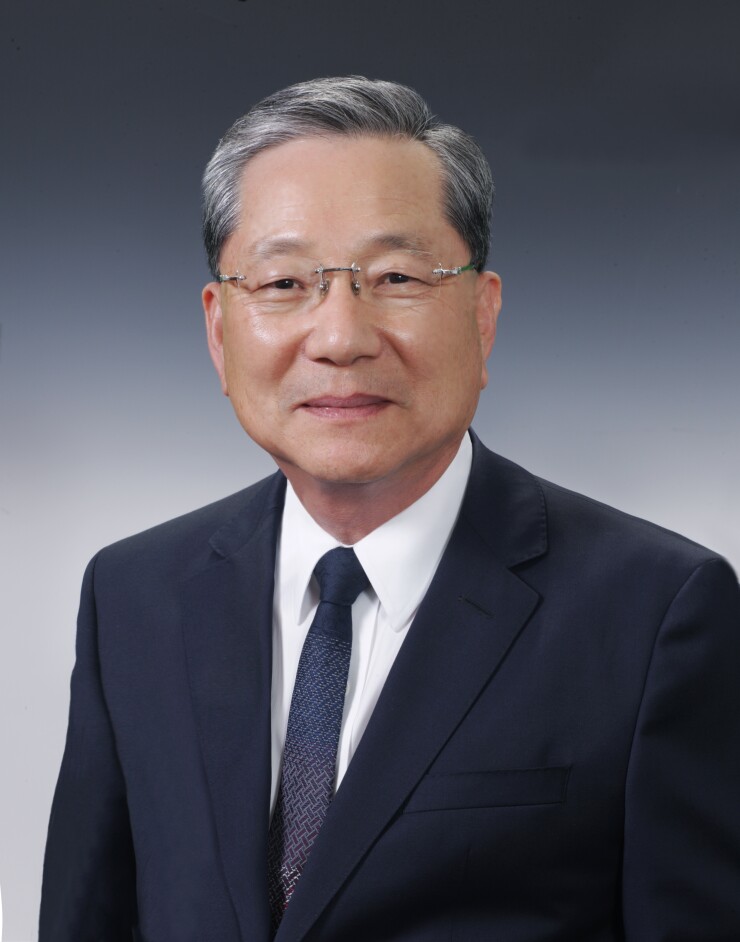 Dong Il Kim, US Metro Bank