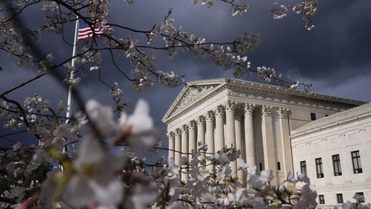 Senators Delay Vote On Bill To Strip Russia's Trade Status