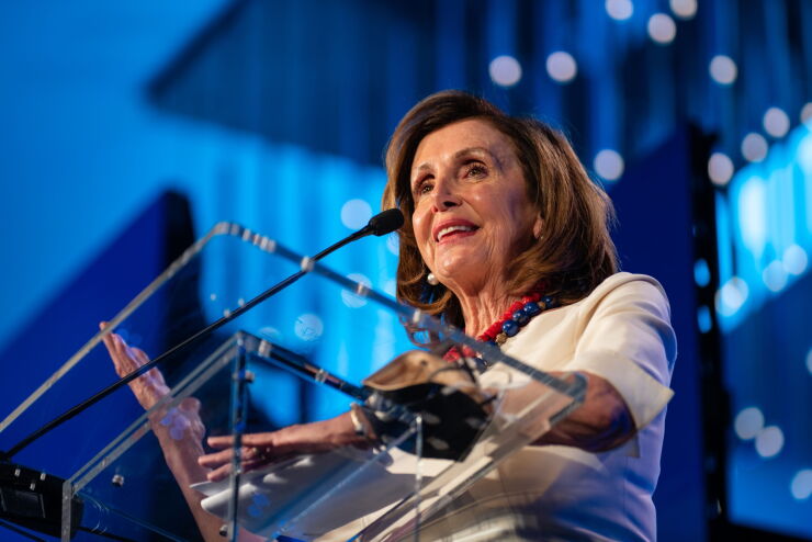 pelosi-nancy-congress-lectern.jpg