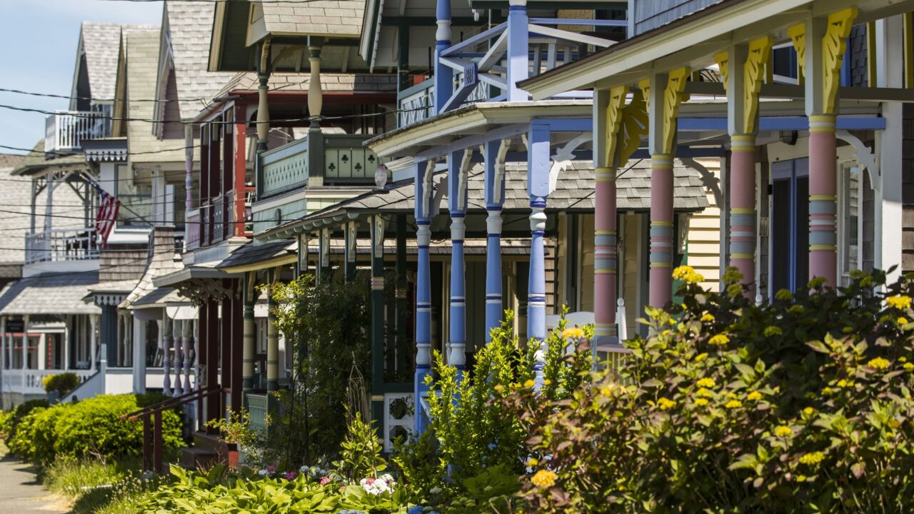 Martha's Vineyard Tourism As Massachusetts Last New England State To Reopen Dining Rooms