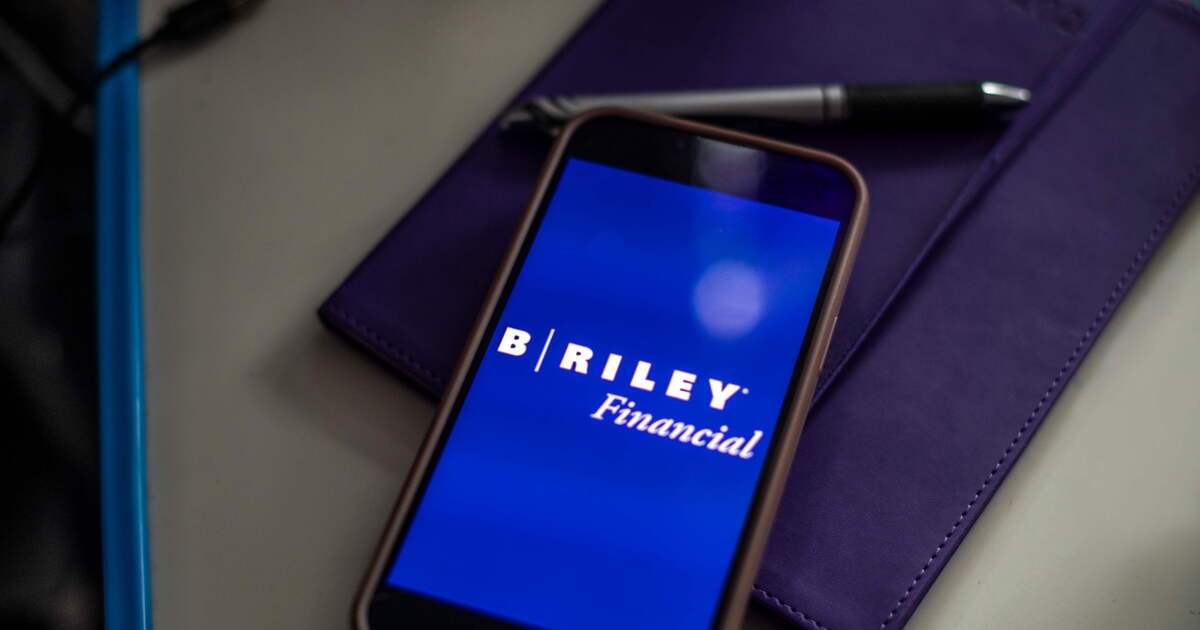 B. Riley to change auditor after reporting delays B. Riley to change auditor after reporting delays