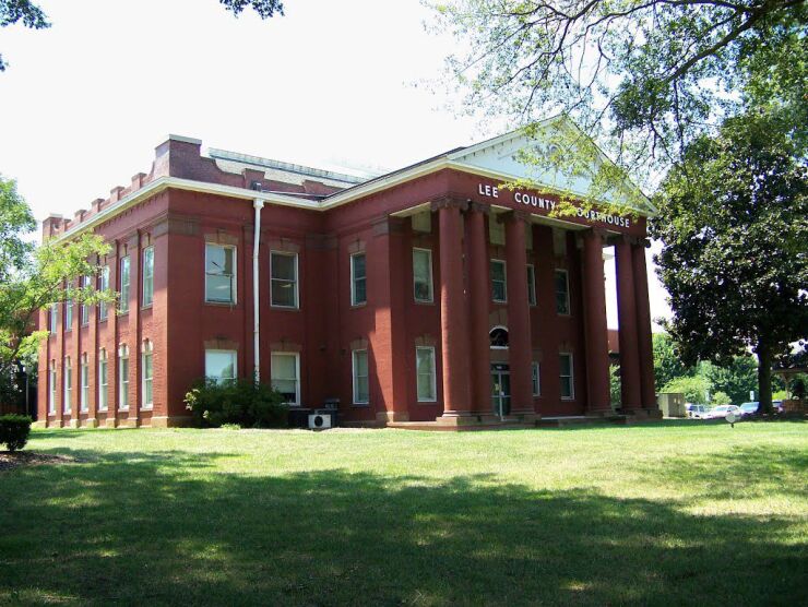 Lee County Courthouse