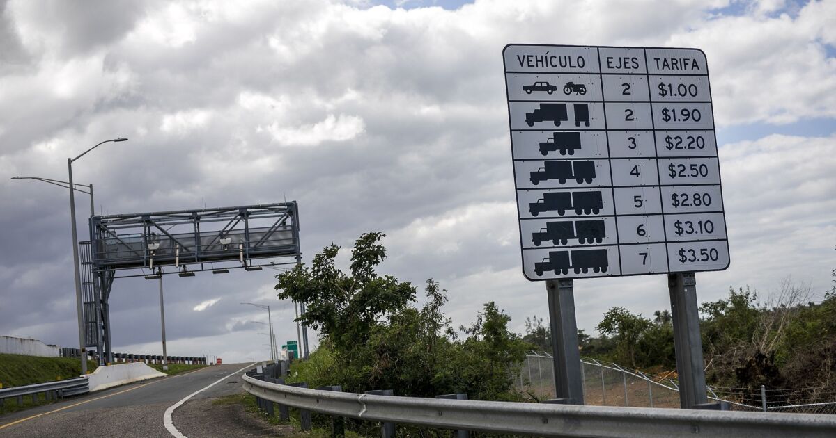 Privatization of Puerto Rico highways to pay off .6 billion of debt Privatization of Puerto Rico highways to pay off .6 billion of debt