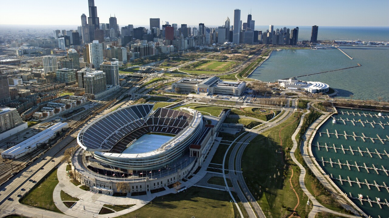 chicago-skyline-soldier-field-adobe-stock