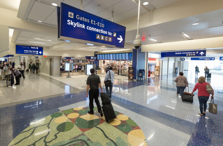 BB-121217-DFW