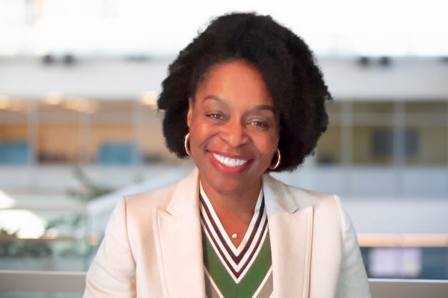 Dionne_Wallace_Oakley-Freddie Mac.jpg