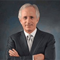 us-senator-bob-corker-100.gif