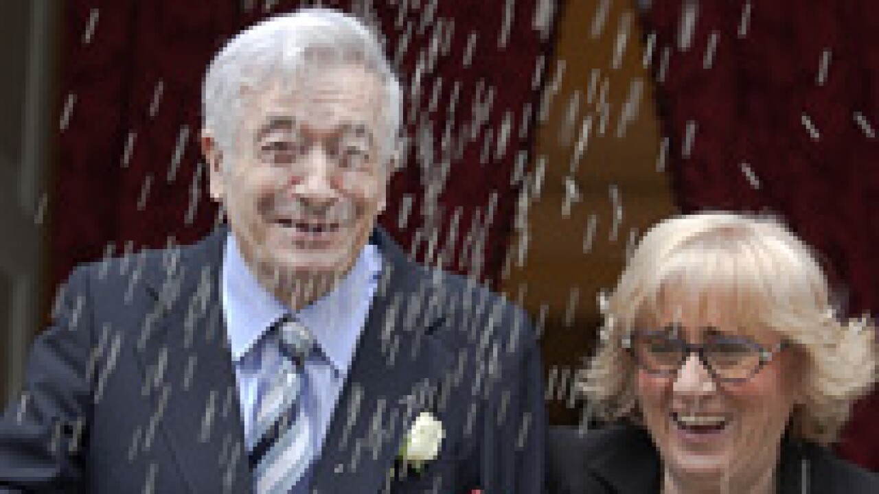 fotolia-28seniorcrop.jpg