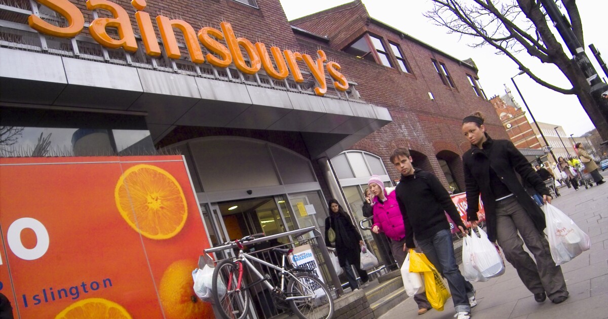 Sainsbury's adds traditional checkout to its scanandgo store