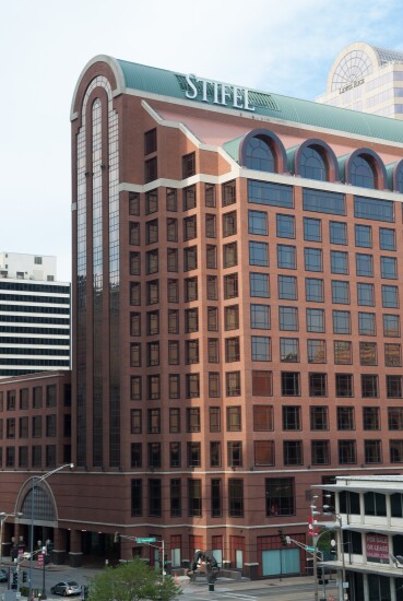 Stifel enticed away a Wells Fargo complex manager to help further its mission of aggressively recruiting new advisers, particularly from wirehouses.