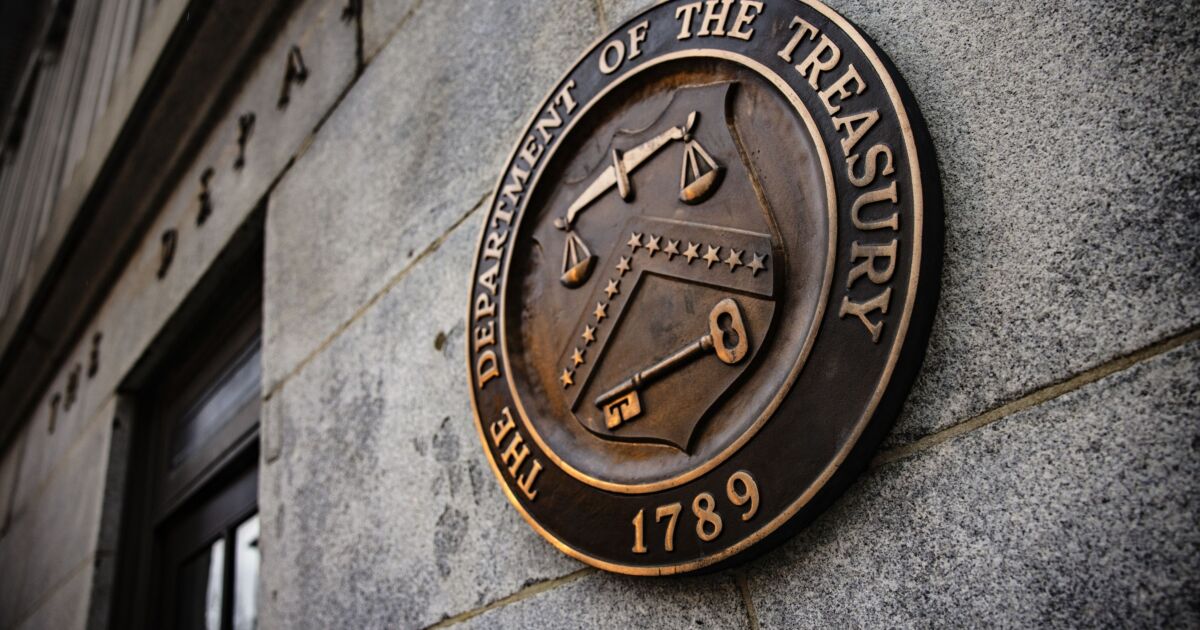 FinCEN extends deadline for new companies to file beneficial ownership reports FinCEN extends deadline for new companies to file beneficial ownership reports