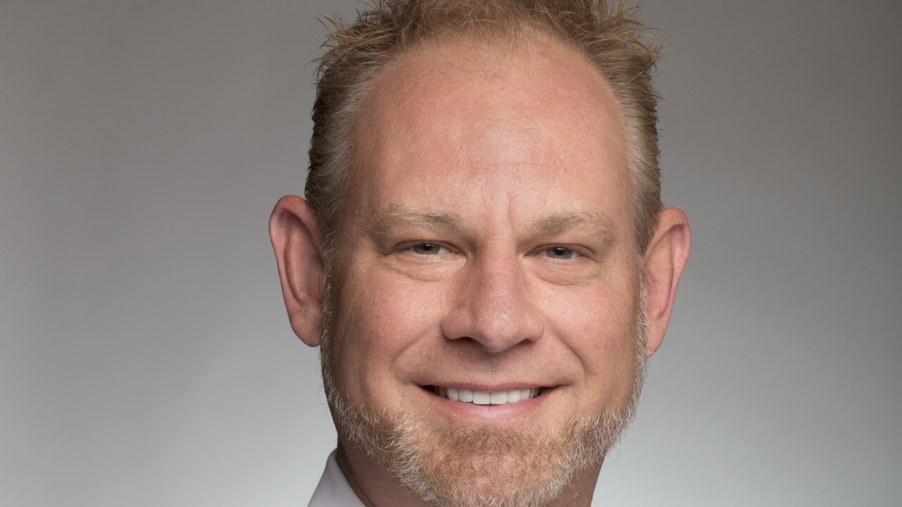 Chris-Bennett-headshot.jpg