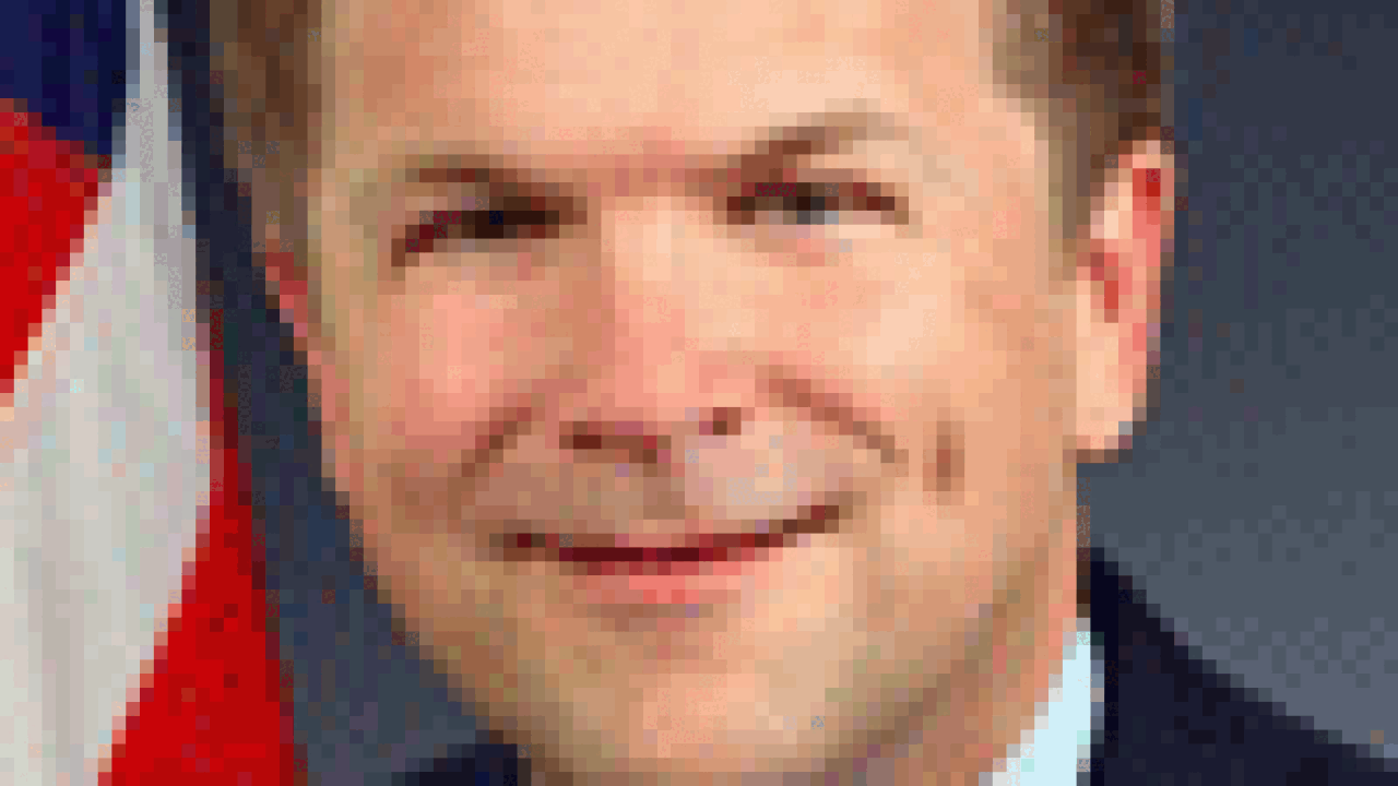 patwood100.gif