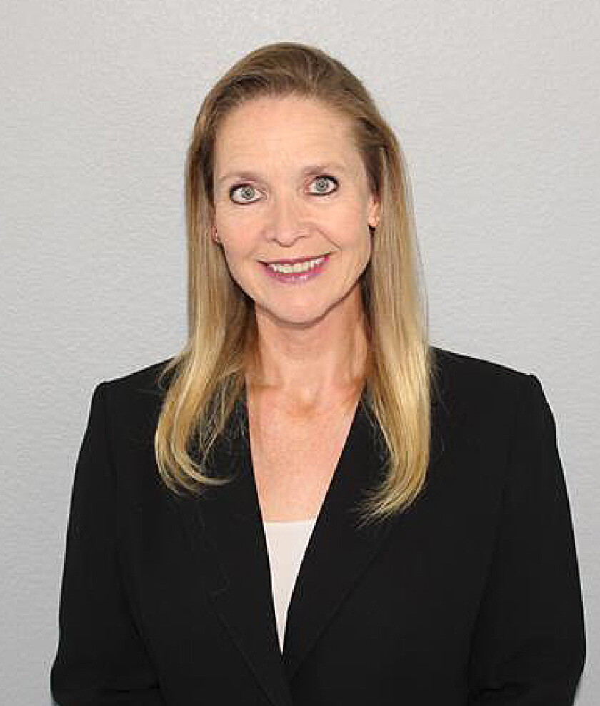 Natascha DeVries_Headshot_ServiceLink.png