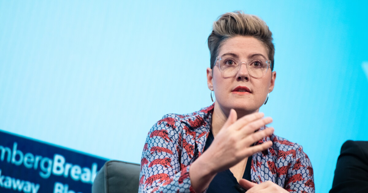 Fashion-tech startup teeters as CEO resigns over fraud claim Fashion-tech startup teeters as CEO resigns over fraud claim