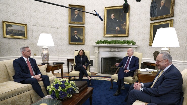 WhiteHousedebtmeeting