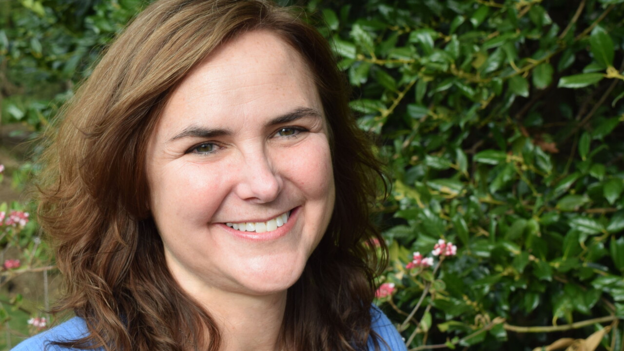 Jill.Hazan.headshot square 1.jpg