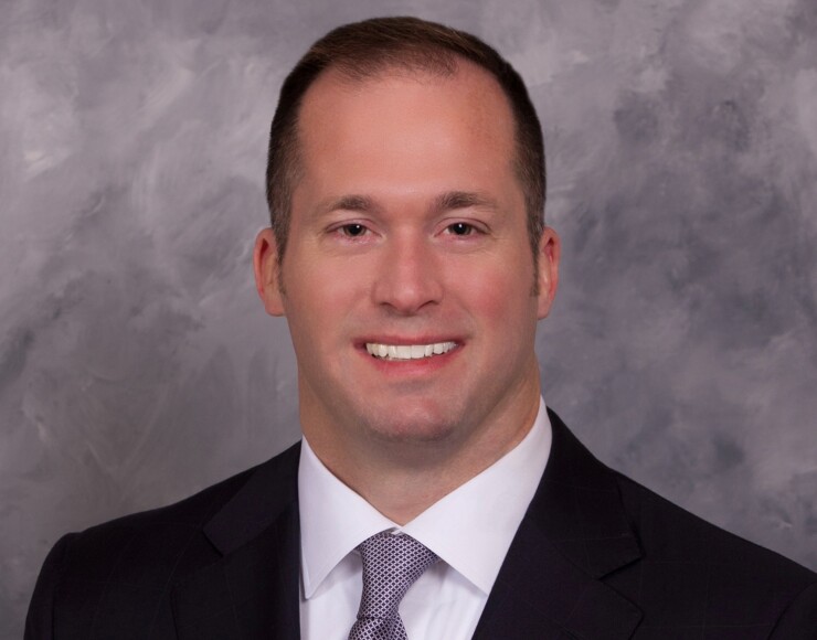 Bryan Carson, Associated Banc-Corp