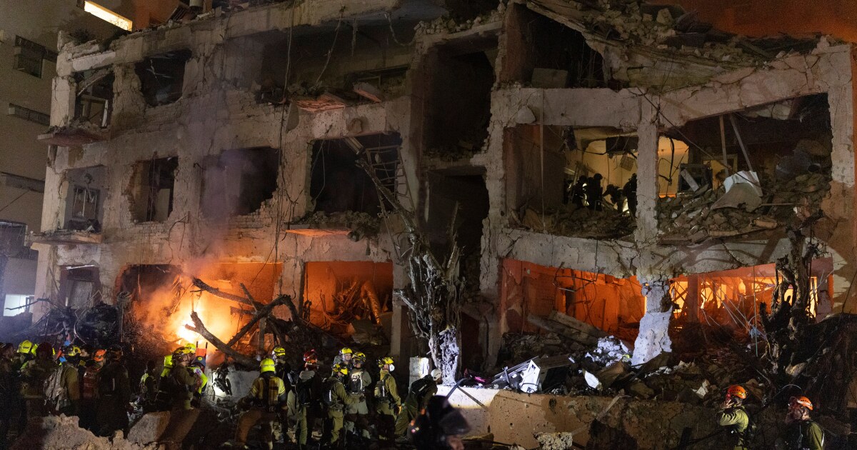 Iran Conflict Disrupts Global Markets And Banking