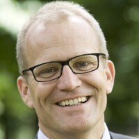 Dag Detter is co-author of the book "The Public Wealth of Nations" and founder of the firm Detter & Co.