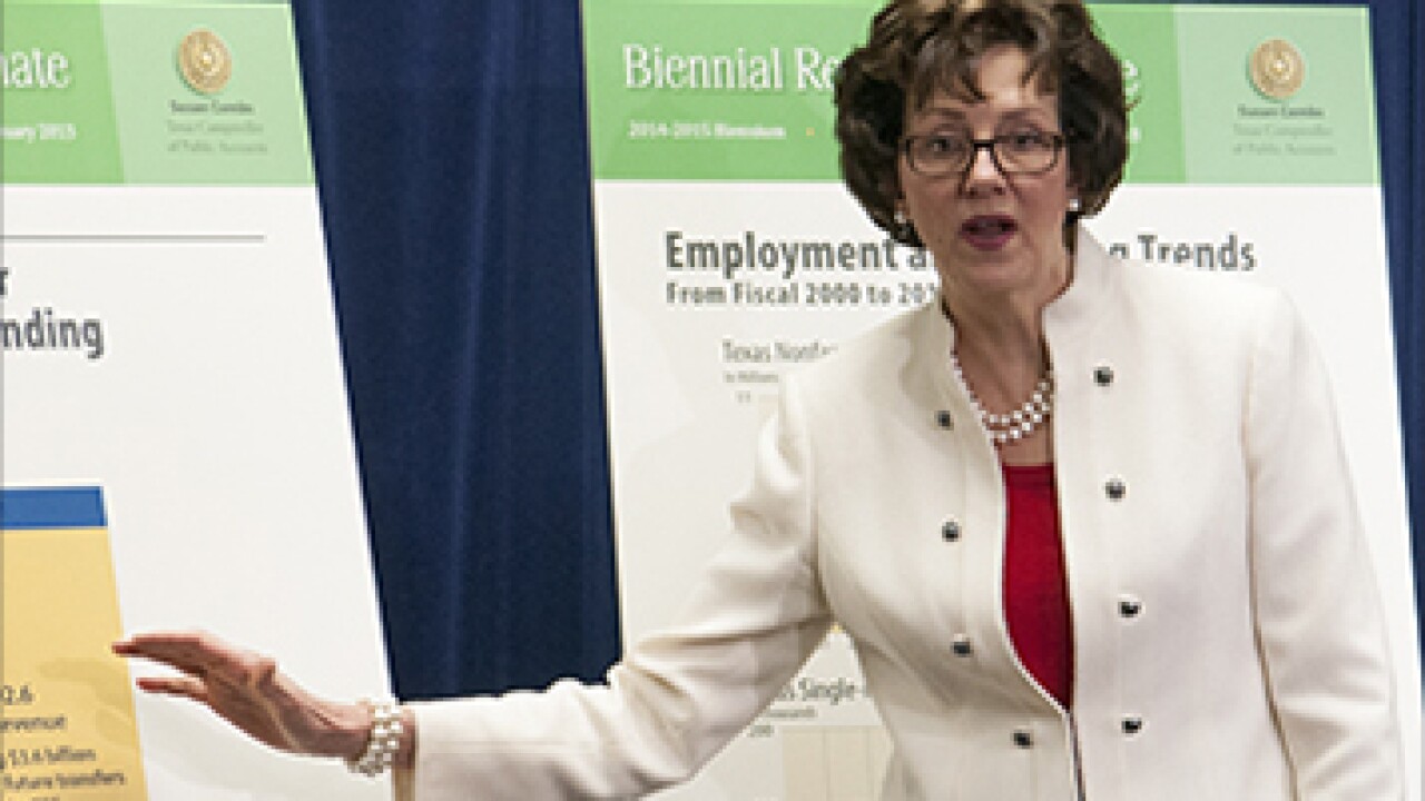 combs-susan-texas-comptroller-2014-357.jpg