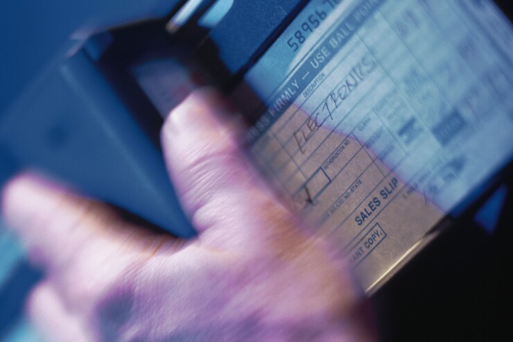 Credit card imprinter