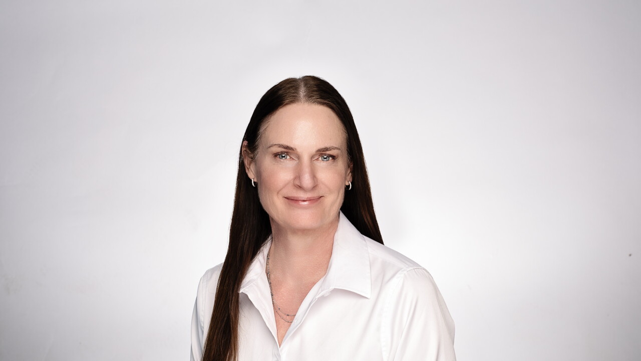 Alex Lundgren head and shoulders photo