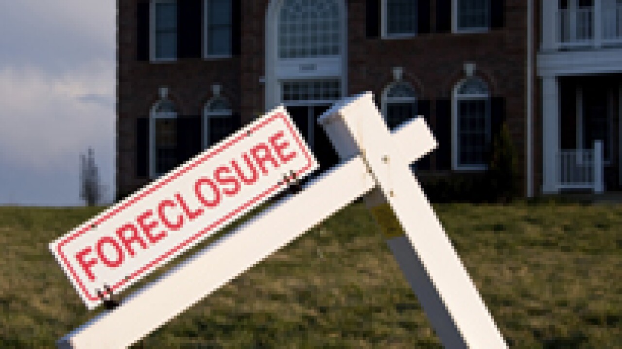 houseforeclosure.jpg