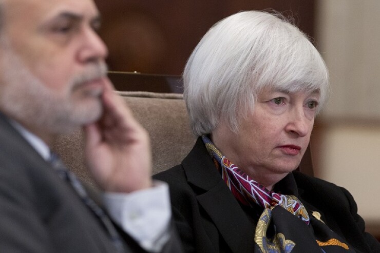 mme-yellen-bernanke-fed-2016.jpg