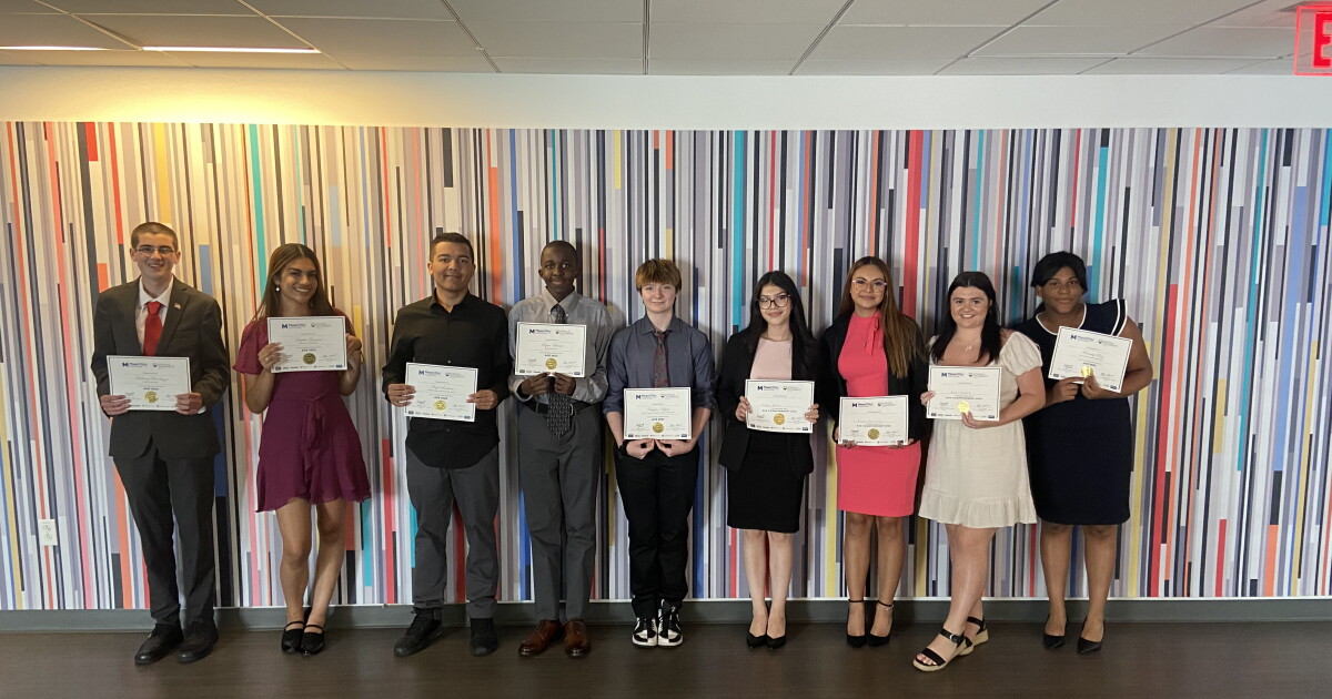 On the move: MassCPAs hosts high schoolers On the move: MassCPAs hosts high schoolers