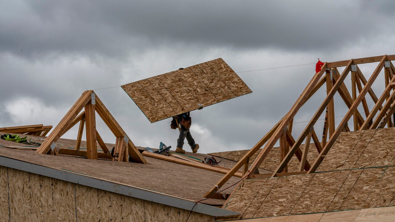 Toll Brothers Ahead Of US Housing Starts Figures