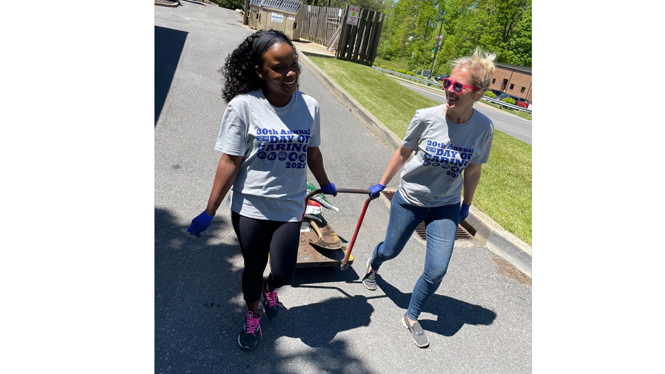 Best Banks to Work For 2022 pictures/14_MVB-Bank-vertical.png